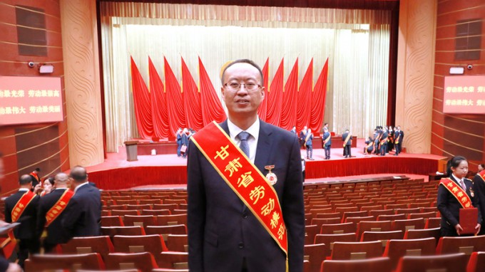 讓奮斗成為青春底色，為隴原水利繪就藍(lán)圖 | 記甘肅省勞動模范李長春